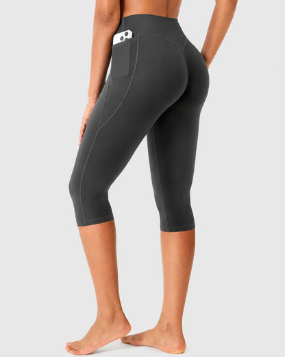 High-Waisted No-Front-Seam Scrunch Capri Leggings