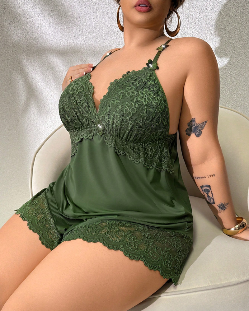 Plus Size Lace Satin Cami Pajama Set – Sexy Two-Piece Sleepwear for Women
