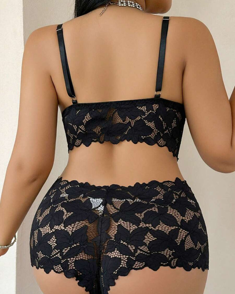 Plus Size Lace Lingerie Set  2-Piece Sexy Sleepwear